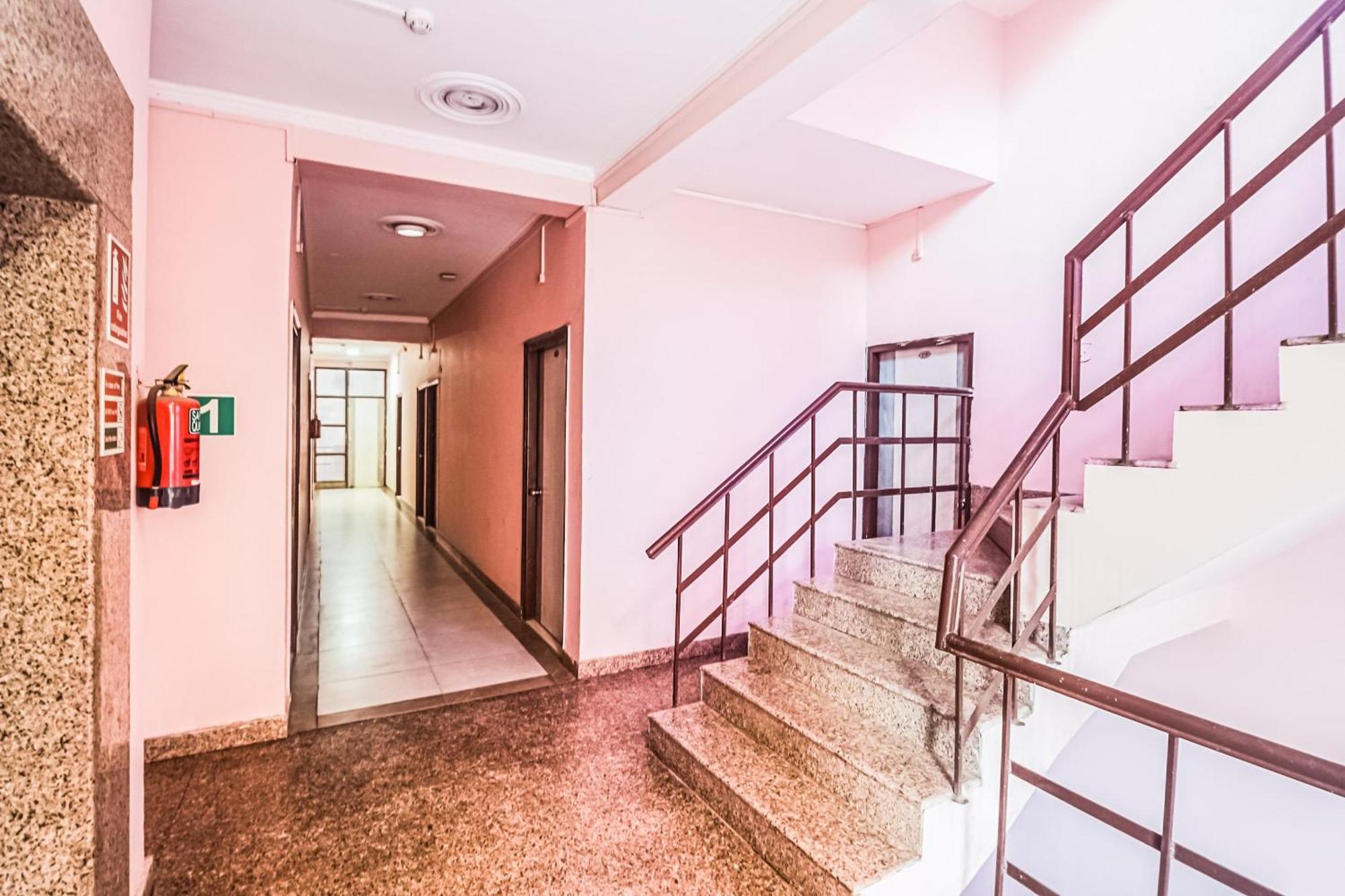 Hotel O Avni Residency Gurgaon Exterior photo