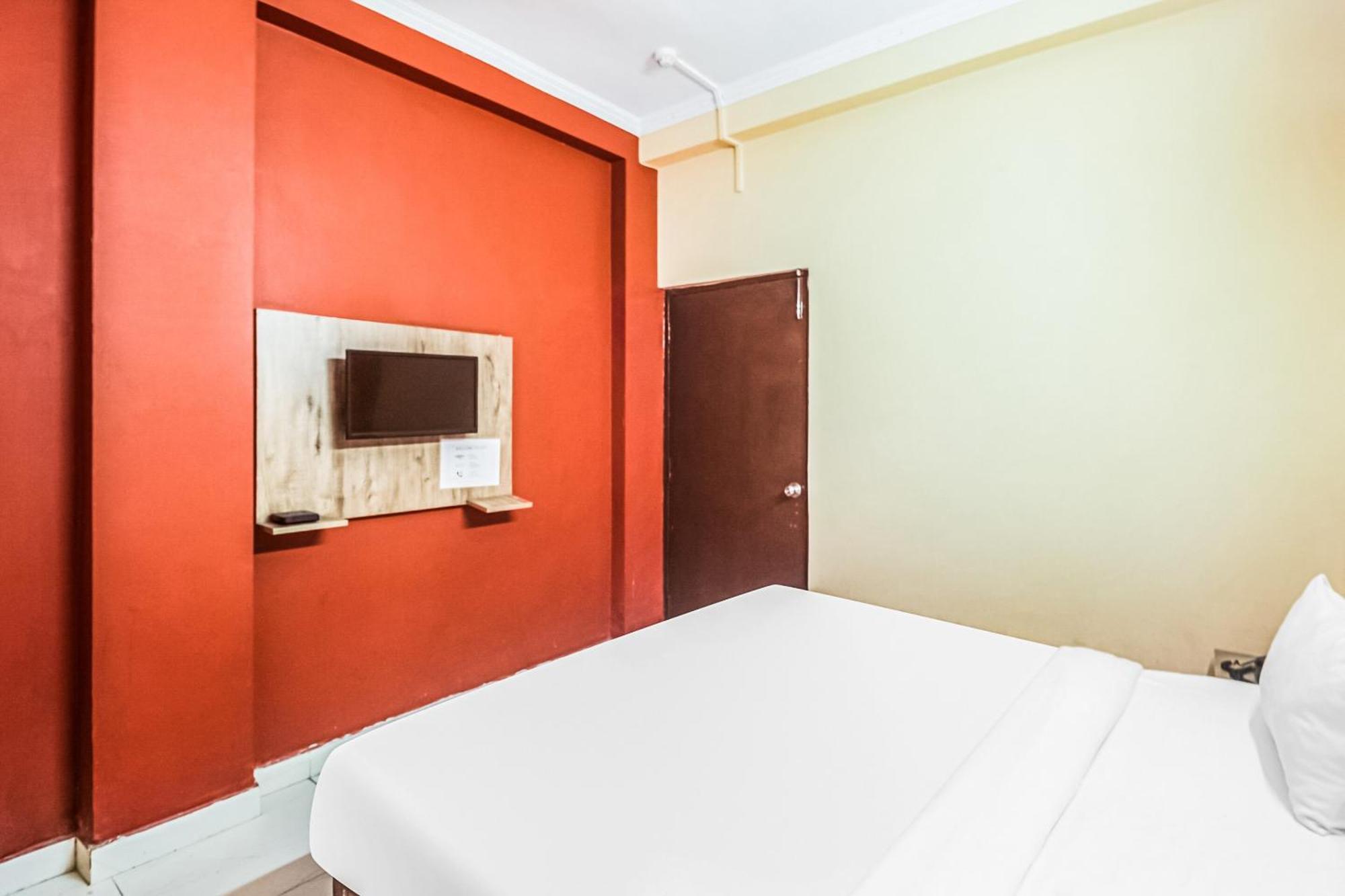 Hotel O Avni Residency Gurgaon Exterior photo