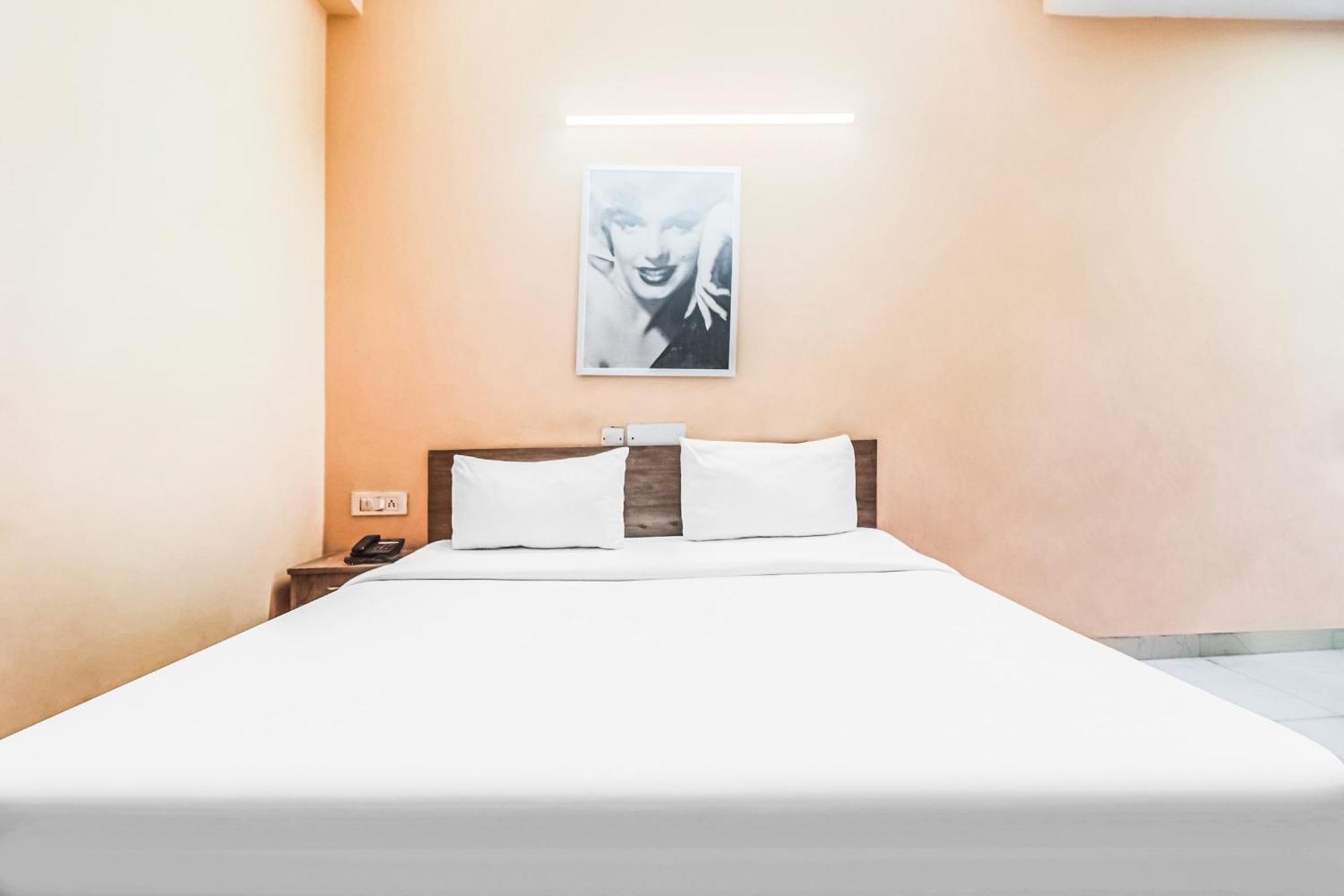 Hotel O Avni Residency Gurgaon Exterior photo