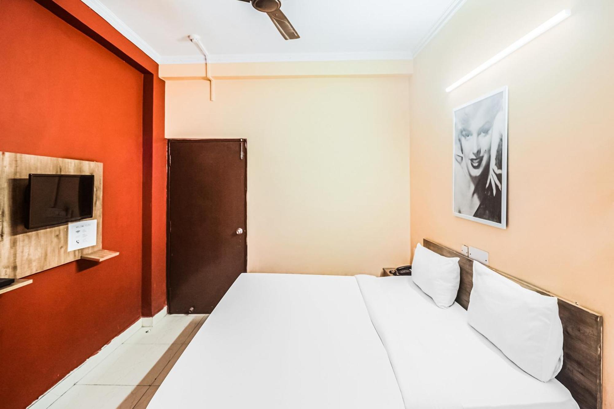 Hotel O Avni Residency Gurgaon Exterior photo